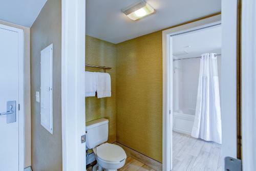 Boardwalk Resort Hotel And Villas