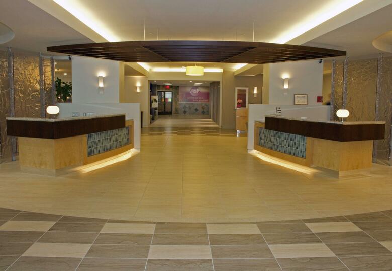 Hotel Doubletree By Hilton Virginia Beach
