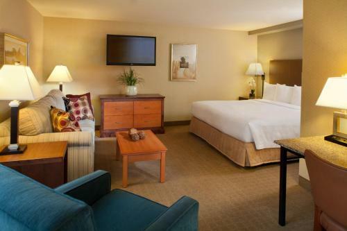 Hotel Silver Cloud Inn - Bellevue Downtown
