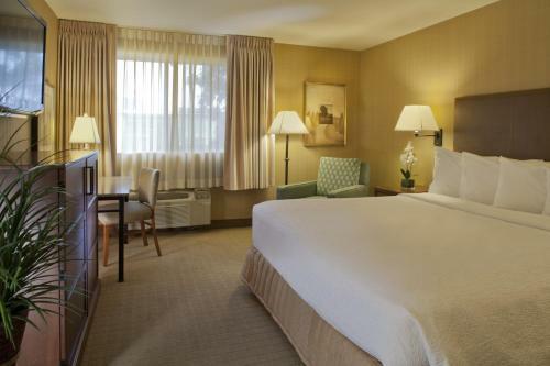Hotel Silver Cloud Inn - Bellevue Downtown
