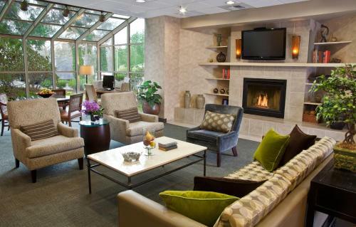Hotel Silver Cloud Inn - Bellevue Downtown