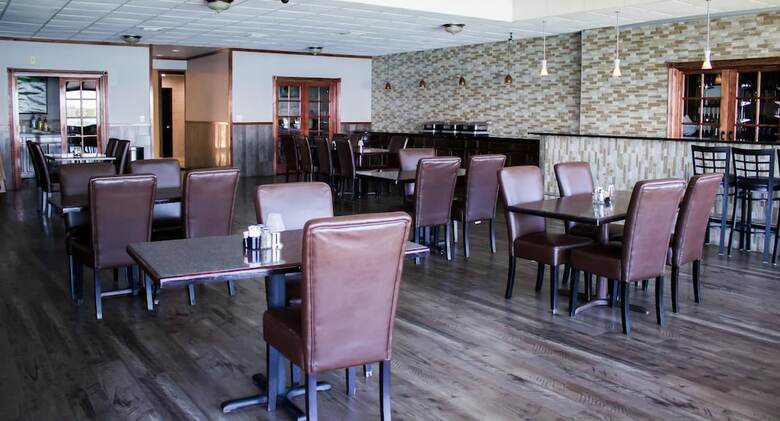 Best Western Plus Lake Front Hotel