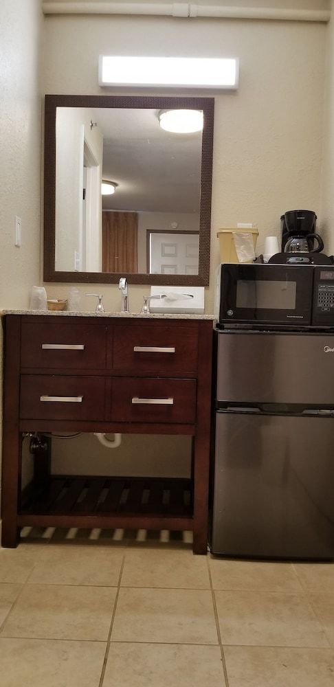 Royal Victorian Motel