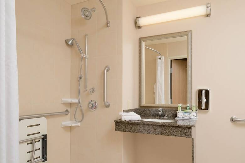 Holiday Inn Express Hotel & Suites North Sequim
