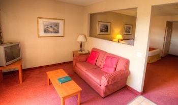 Morningglory Hotel, Resort & Suites