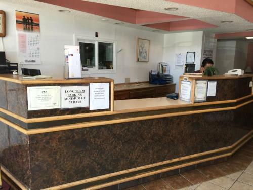Seatac Crest Motor Inn