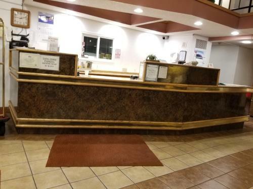 Seatac Crest Motor Inn