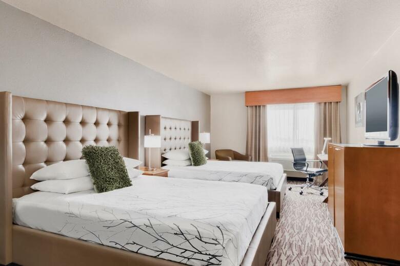 Hotel Best Western Plus Peppertree Airport Inn