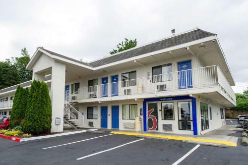 Motel 6 Seattle Airport