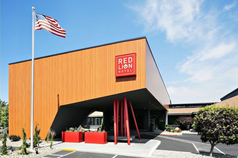 Red Lion Hotel Wenatchee