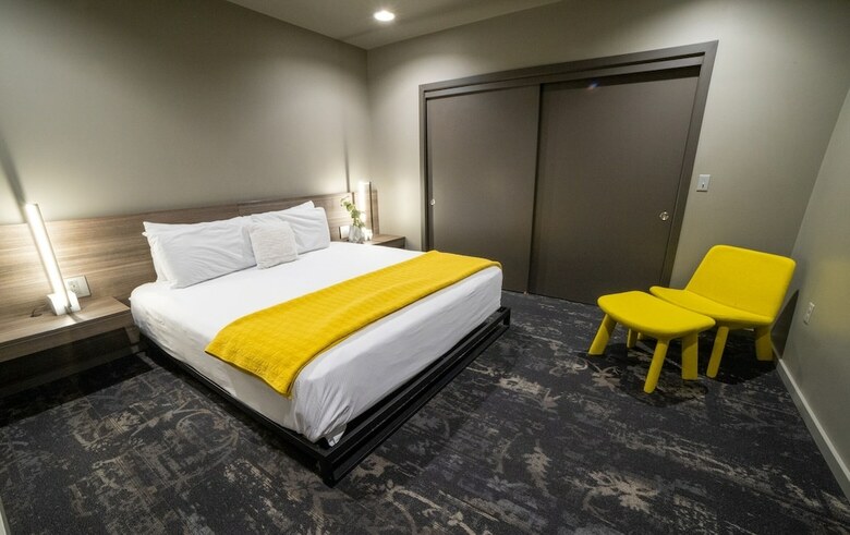 Montvale Hotel