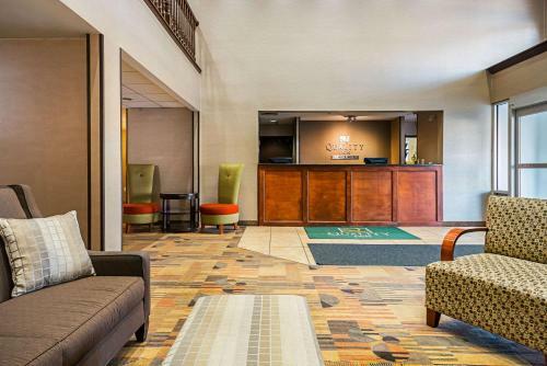 Hotel Quality Inn Fairmont