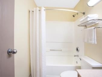 Hotel Super 8 Lewisburg