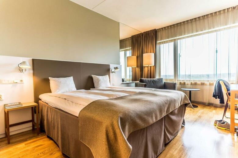 Hotel Rica Talk