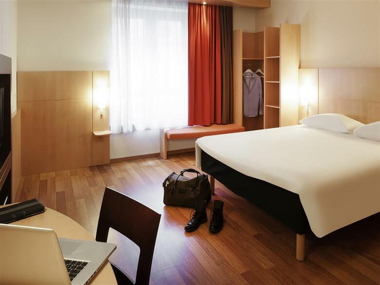 Hotel Ibis Brussels Centre Gare Du Midi