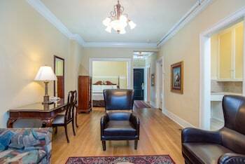 Marqueen Hotel
