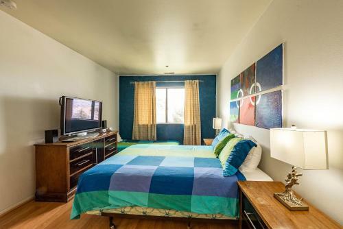 Hotel Powderwood Condominiums