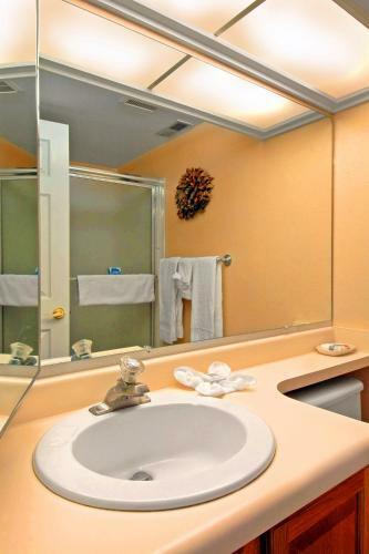 Hotel Powderwood Condominiums