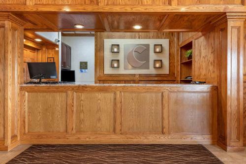 Hotel Comfort Inn & Suites
