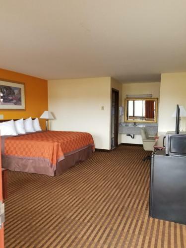 Motel Scottish Inn & Suites - Eau Claire