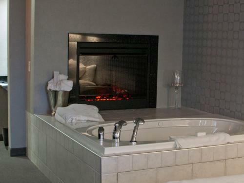 Hotel Metropolis Resort - Eau Claire