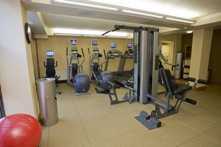 Hotel Doubletree By Hilton Milwaukee Downtown
