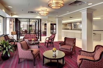 Hotel Doubletree By Hilton Milwaukee Downtown