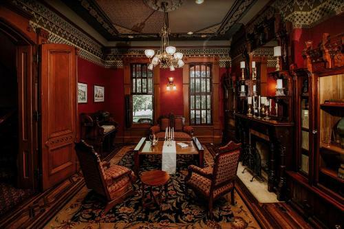Bed & Breakfast Inn At Pine Terrace