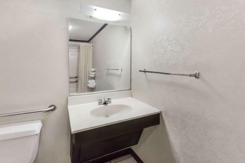 Hotel Knights Inn Racine