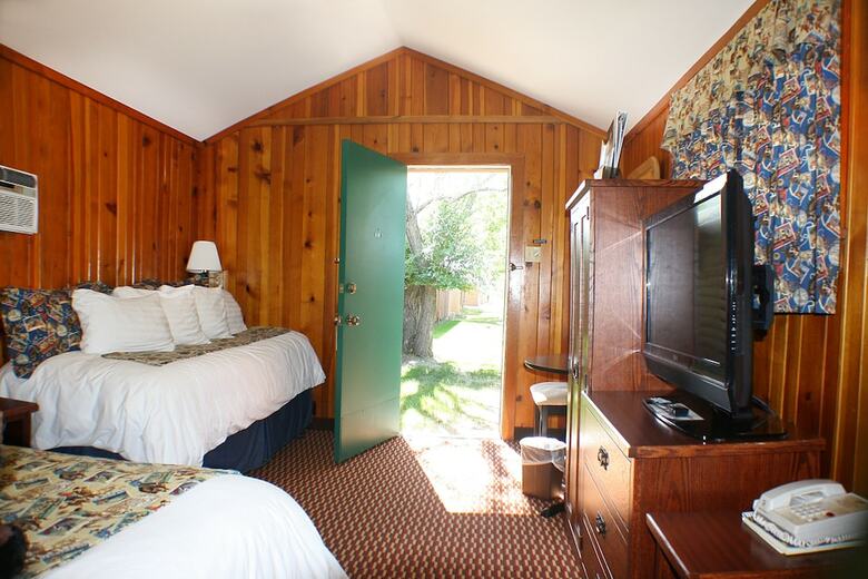 Hotel Buffalo Bill Cabin Village