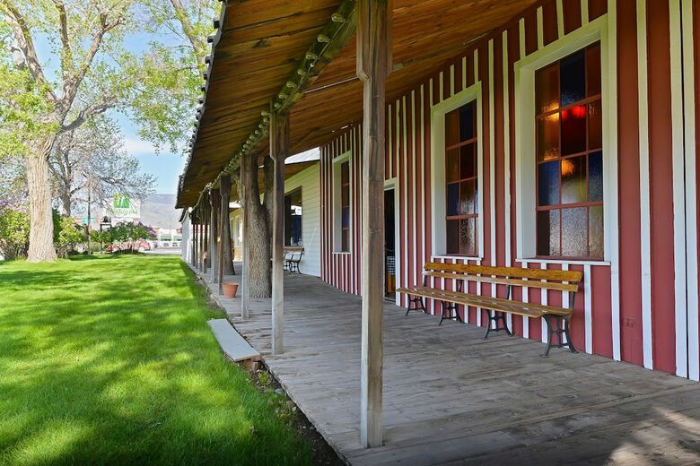 Hotel Buffalo Bill Cabin Village