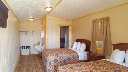 Big Bear Motel