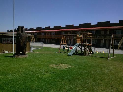 Big Bear Motel