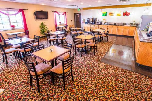 Hotel Quality Inn & Suites - University