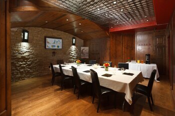 Hotel The White Buffalo Club