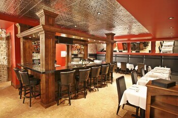 Hotel The White Buffalo Club