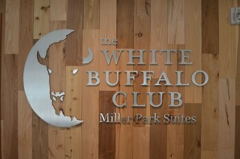 Hotel The White Buffalo Club