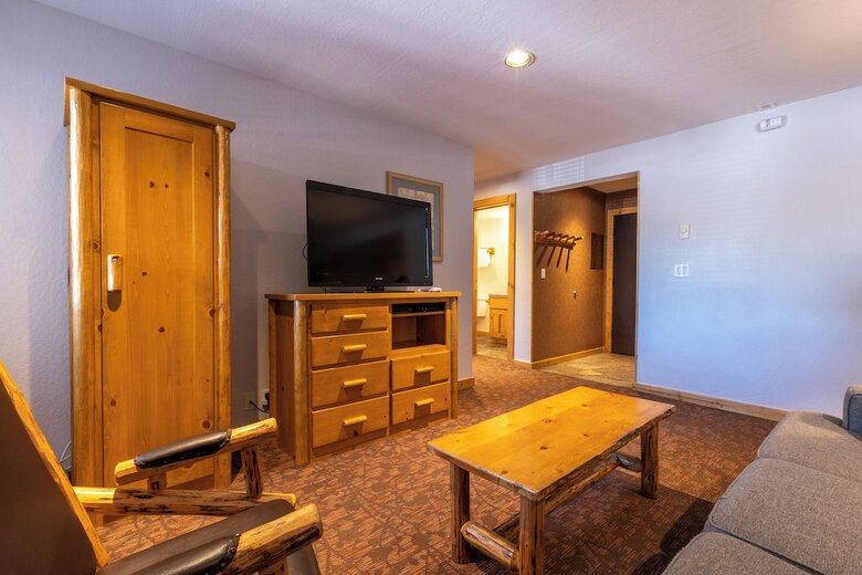 Red Wolf Lodge At Squaw Valley