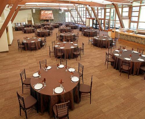 Hotel Village At Squaw Valley