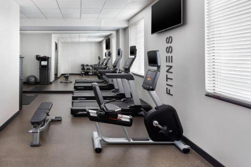 Holiday Inn Hotels Staten Island