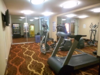 Hotel Quality Inn Near Hampton Coliseum