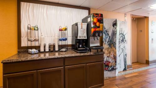 Hotel Best Western Hampton Coliseum Inn