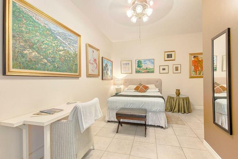 Hotel Chester Avenue Bed & Breakfast
