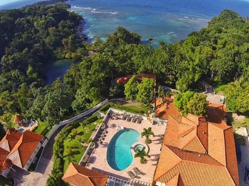 Hotel Tropical Lagoon Resort