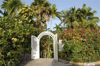 Shaw Park Beach Hotel All Inclusive