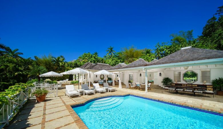 Apartamento Round Hill Hotel And Villas