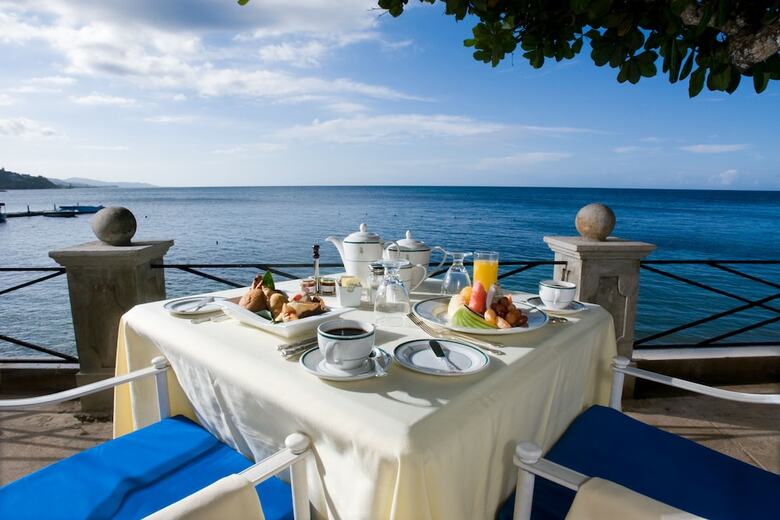 Apartamento Round Hill Hotel And Villas