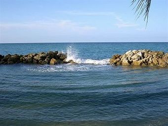 Apartamento Chrisanns Beach Resort