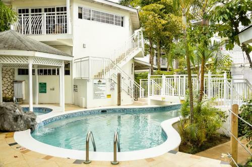 Hotel Rondel Village