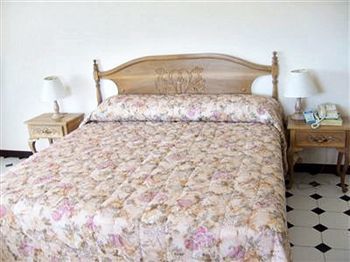 Bed & Breakfast Seacrest Beach Hotel